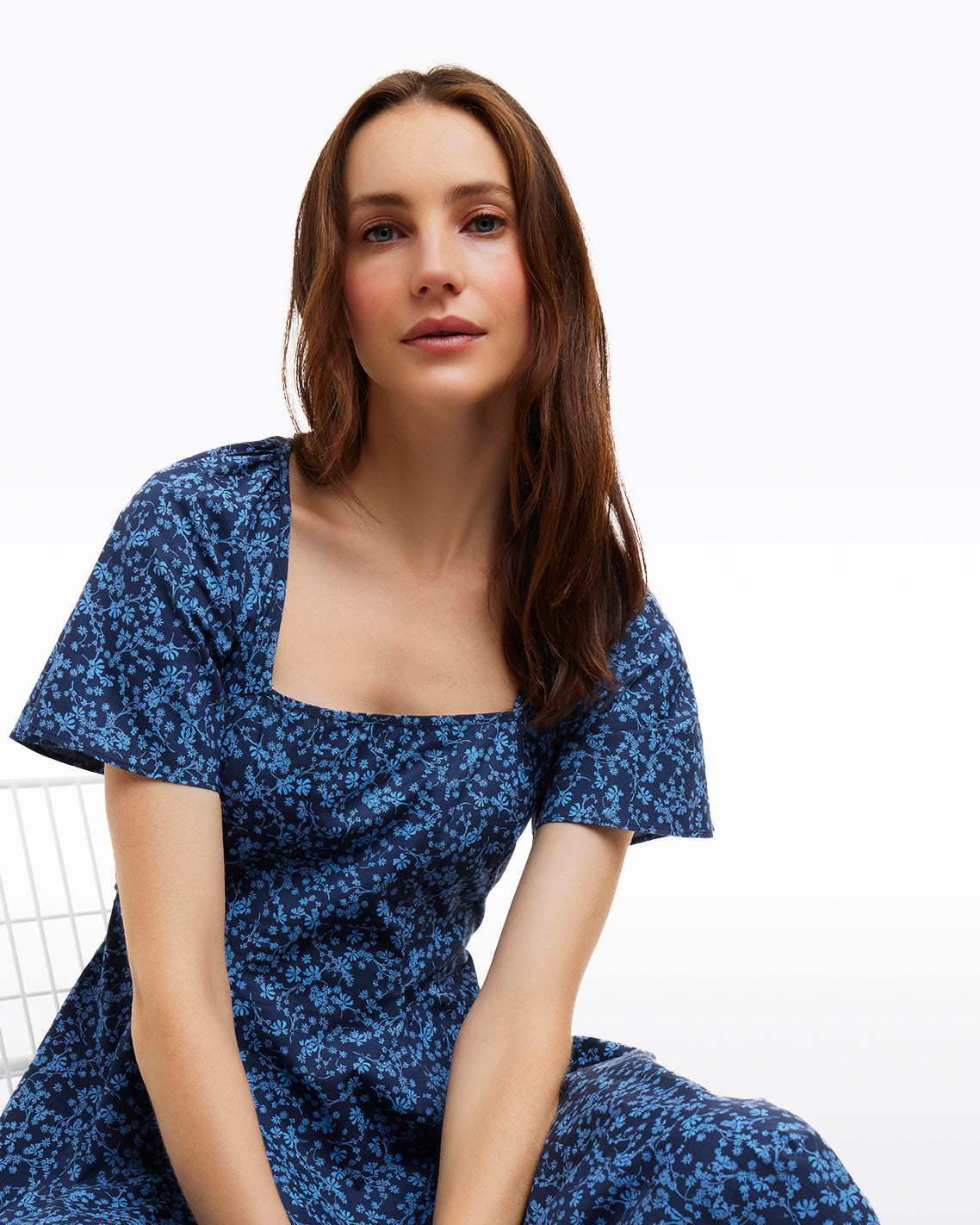 Caitlyn Square Neck Midi Dress in Ribbon Floral