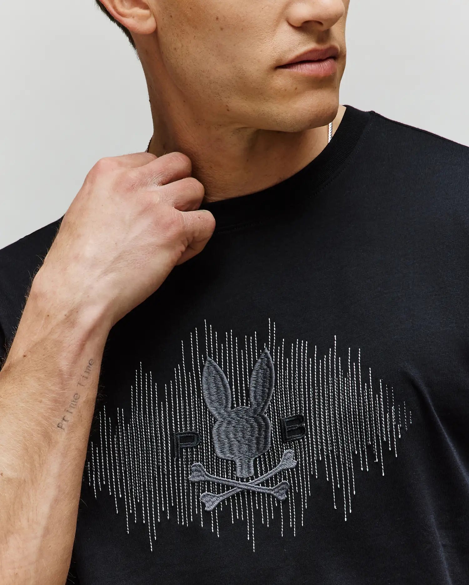 MENS OLLIE GRAPHIC TEE - MT0200066