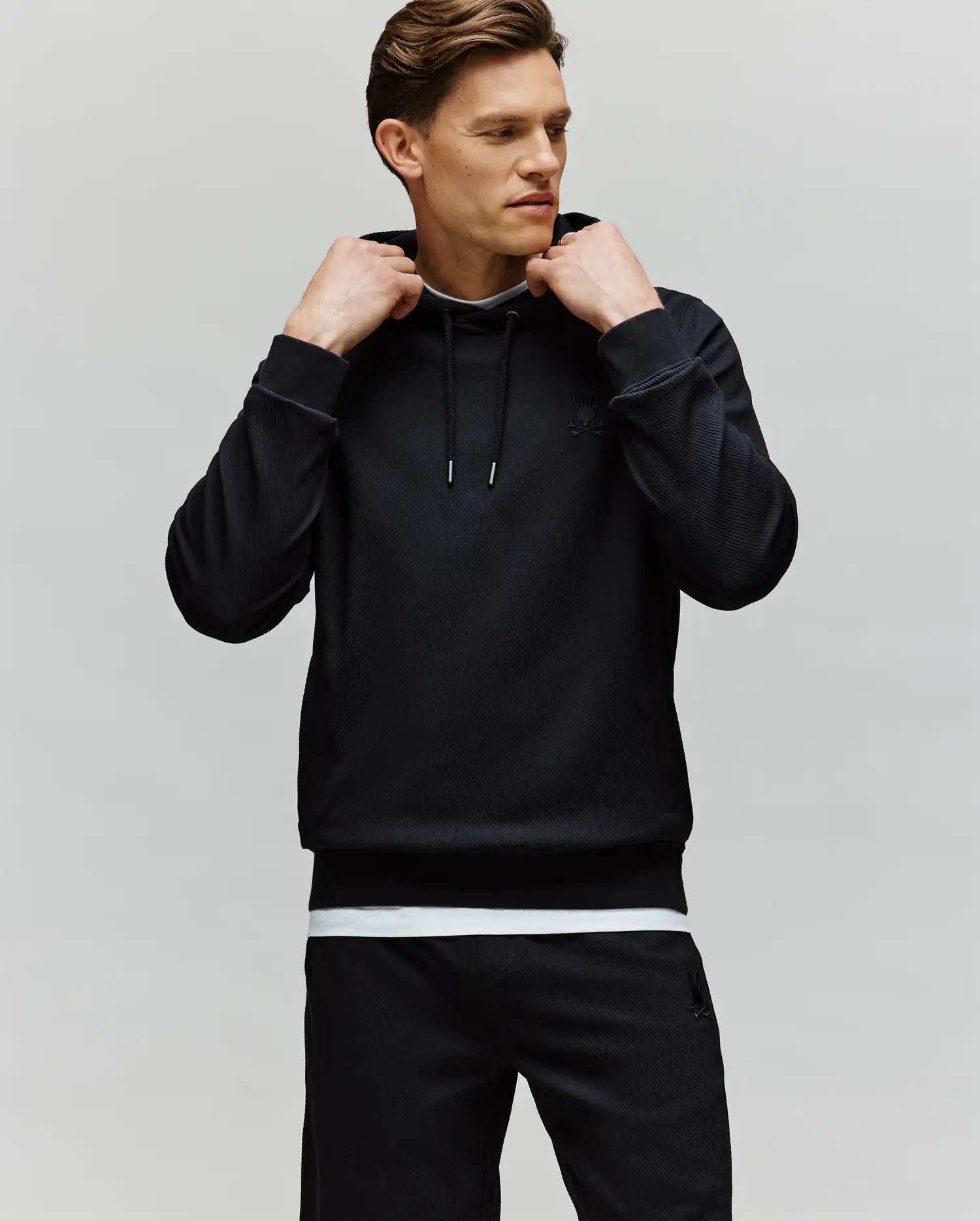 MENS KAI HOODIE - MT0500019